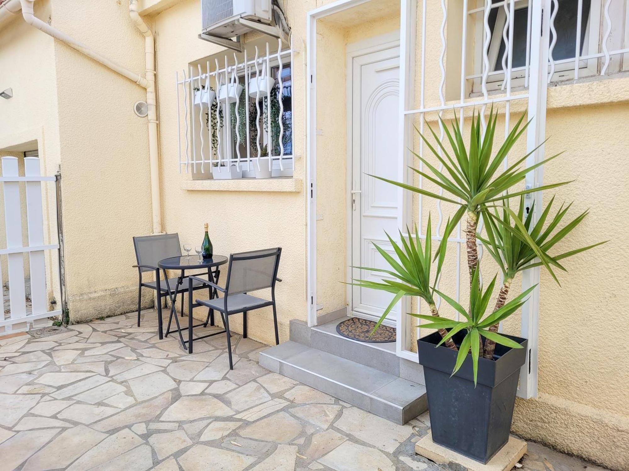 Chambre Simple Climatisee - Proche Tram & Centre Hotel Montpellier Exterior photo